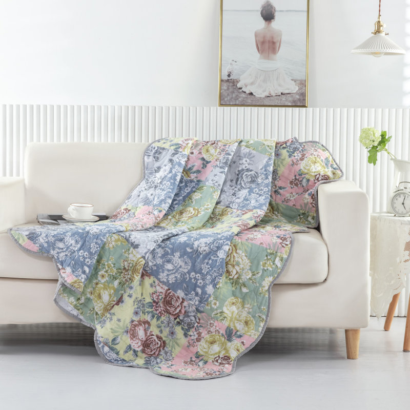 Jeté matelassé Greenland Home Fashions Emma - imprimé floral patchwork, 50 po x 60 po