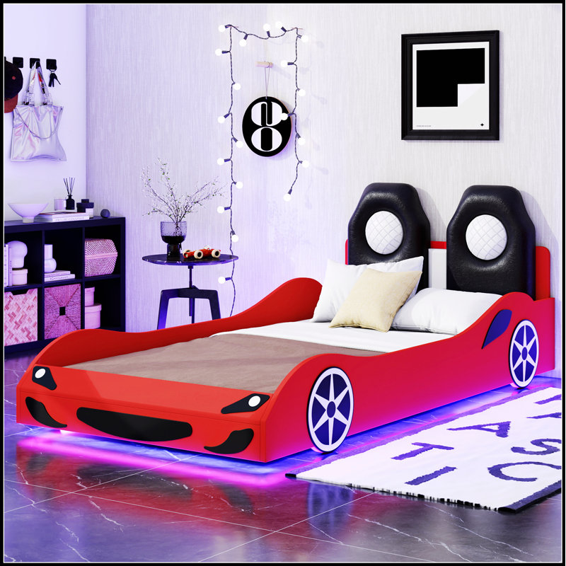 Lit plateforme en bois en forme de voiture avec éclairage à DEL et dossier rembourré confortable, parfait pour les chambres d'enfants