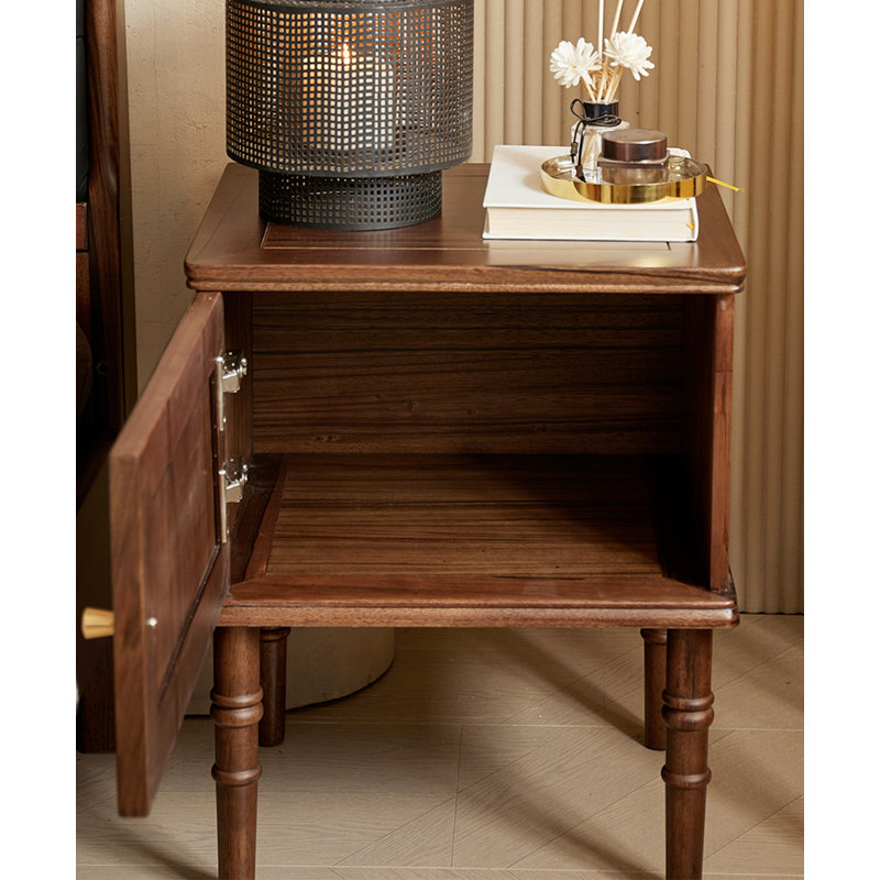 Table de chevet en bois massif de style rétro avec espace de rangement caché convenant à la chambre à coucher