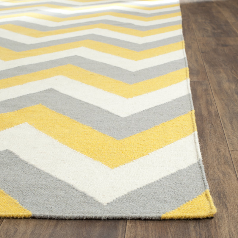 Ezekiel Chevron Wool Hand Woven Area Rug, Rectangle 122 x 183 cm