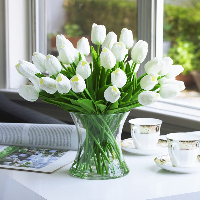Vase de table en verre Natiha, H 6 po x l 5,5 po x P 5,5 po
