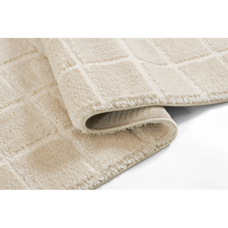 Tapis ivoire en polyester à motif géométrique Novograzt par Momeni Taylor 5 pi 3 po x 7 pi 6 po, Rectangle 6 pi 7 po x 9 pi
