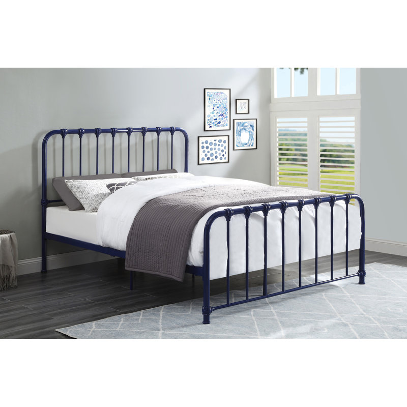 Lit plateforme classique en métal au fini bleu, facile à assembler et peu encombrant pour les chambres à coucher modernes.