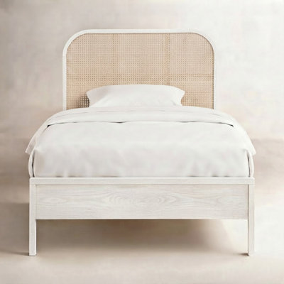 Cane Bed