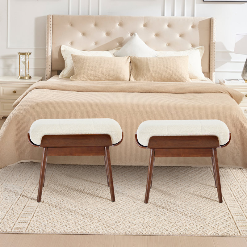 Banc d'entrée classique et minimaliste en tissu avec cadre en bois et banc de bout pour le salon de la chambre à coucher