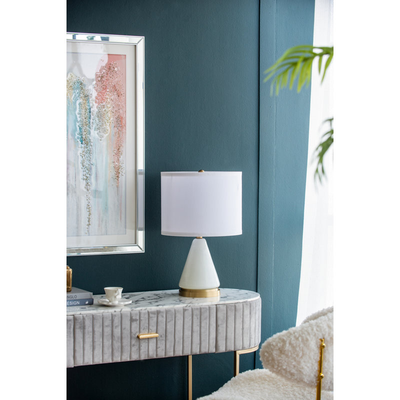 Quaran Table Lamp