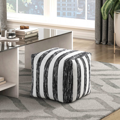 Repose-pieds rembourré en tissu rayé avec repose-pieds antidérapant et tabouret 1 pièce