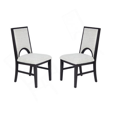 Chaise à découpes arquée en tissu blanc