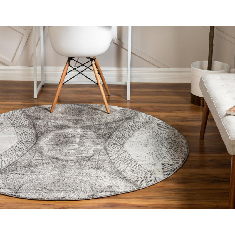 Ahron Oriental Indoor Rug