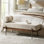 Banc industriel Michalak de 122 cm de long avec coussin et structure en bois massif
