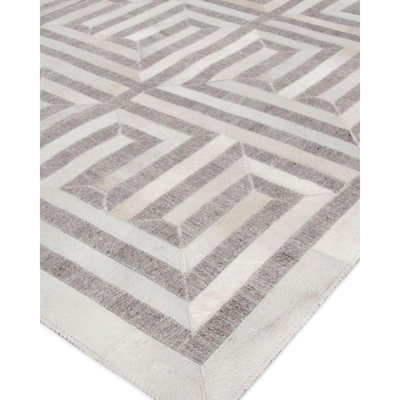 Berlin hand-tufted Leather/Viscose Silver/Ivory Area Rug