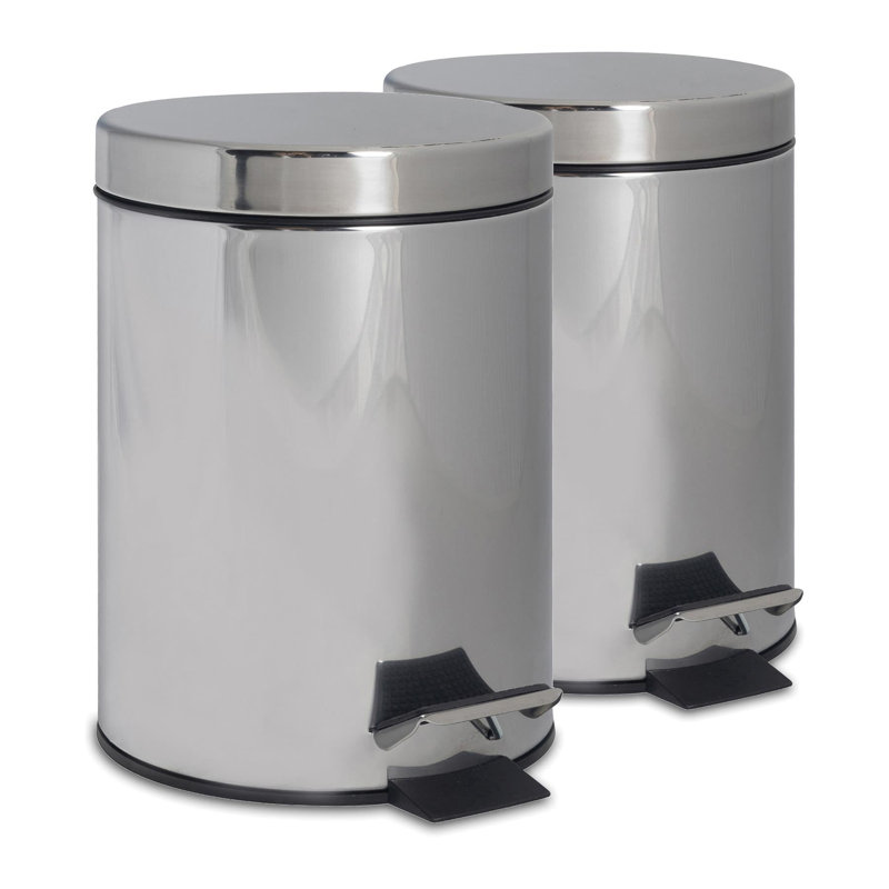 Harbour Housewares - Round Bathroom Pedal Bins, Chrome