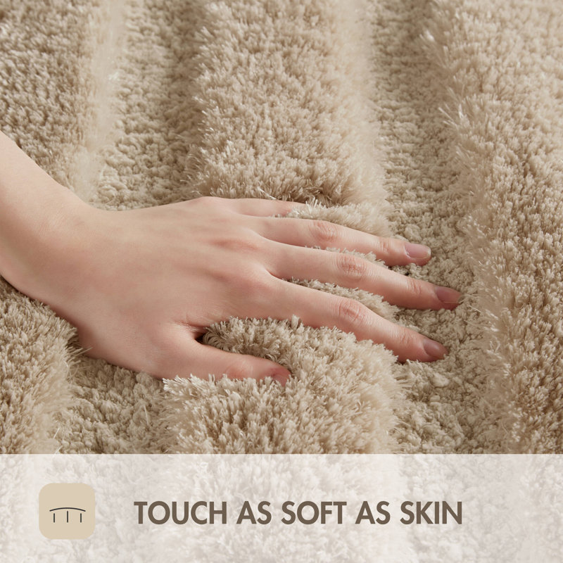 Tufted Pearl Channel Wheat 1500 GSM Textured 21x34'' Bath Rug, 21" W x 34" L, Wheat