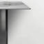 Table de salle à manger élégante et minimaliste moderne-104848825