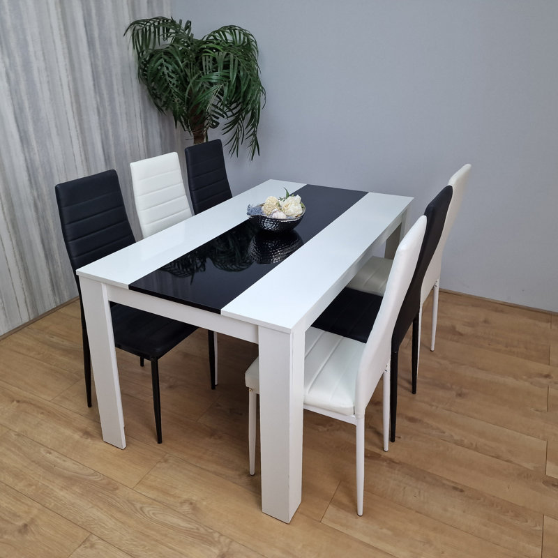 Stevinson 6 - Person Dining Set