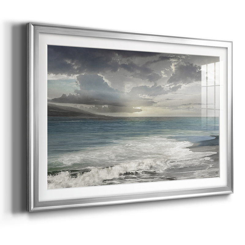 Shimmering Cove, reproduction d'art encadrée, Argent, H 30 po x l 44 po x P 1,5 po