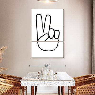 Khadijeh Peace Sign