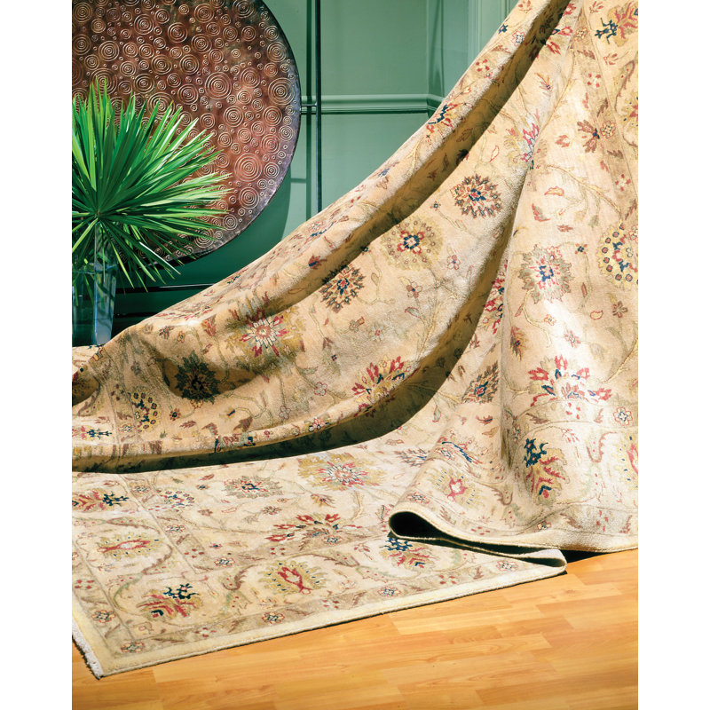 Wilhelmine Wool Oriental Area Rug in Ivory, Runner 2'6" x 10'
