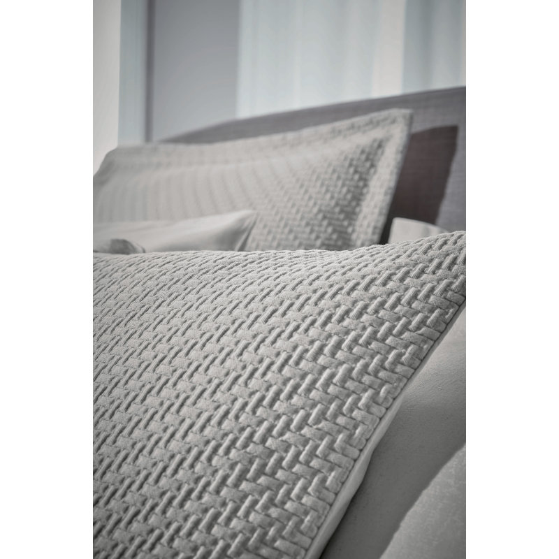 TAHRA Rectangular Cushion