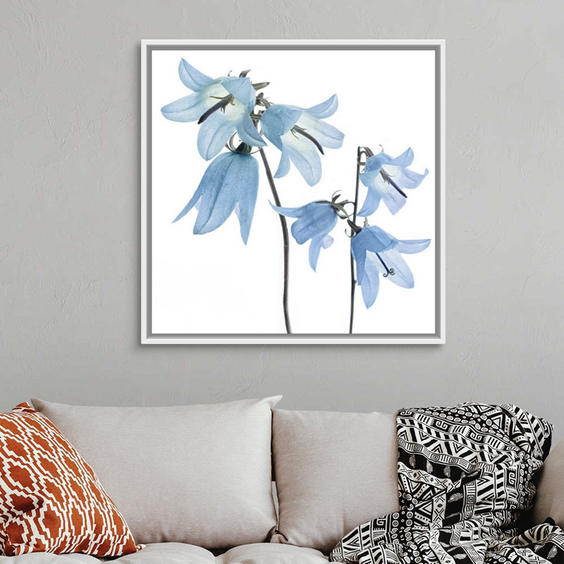«Gorgeous Blue IV», reproduction d'art sur toile, H 37,7 po x l 37,7 po x P 1,75 po, Cadre flottant blanc