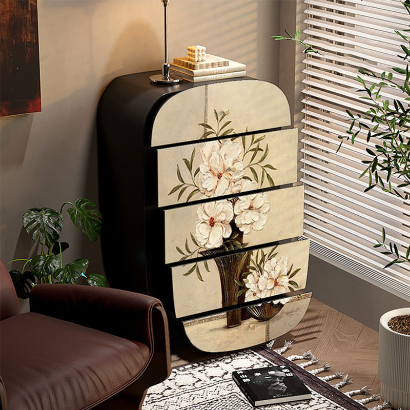 Multi-functional large-capacity accent chest