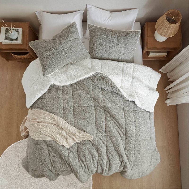 Ensemble d'édredon double / grand, Édredon double / grand et 2 taies décoratives
