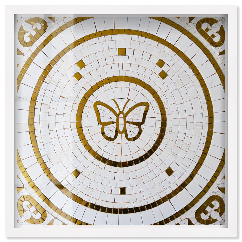 «Gold Butterfly Mosaic» par Art Remedy, H 31 po x l 31 po, Blanc