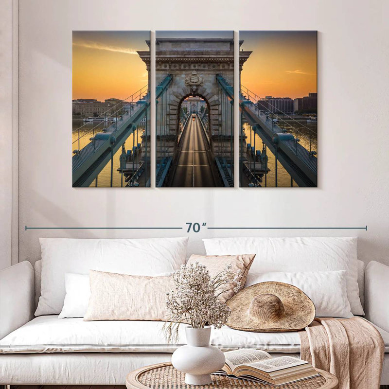 Nicci Szechenyi Chain Bridge, 32" H x 50" W