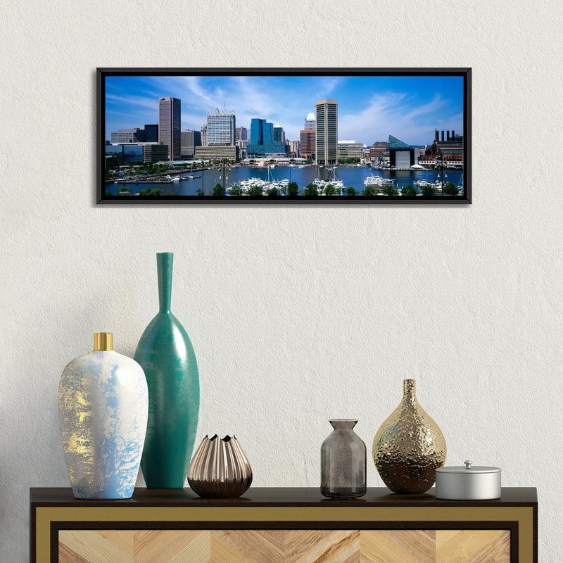 « inner harbor, baltimore, maryland », reproduction de photo sur toile, H 12 po x l 36 po x P 1,5 po, Toile tendue