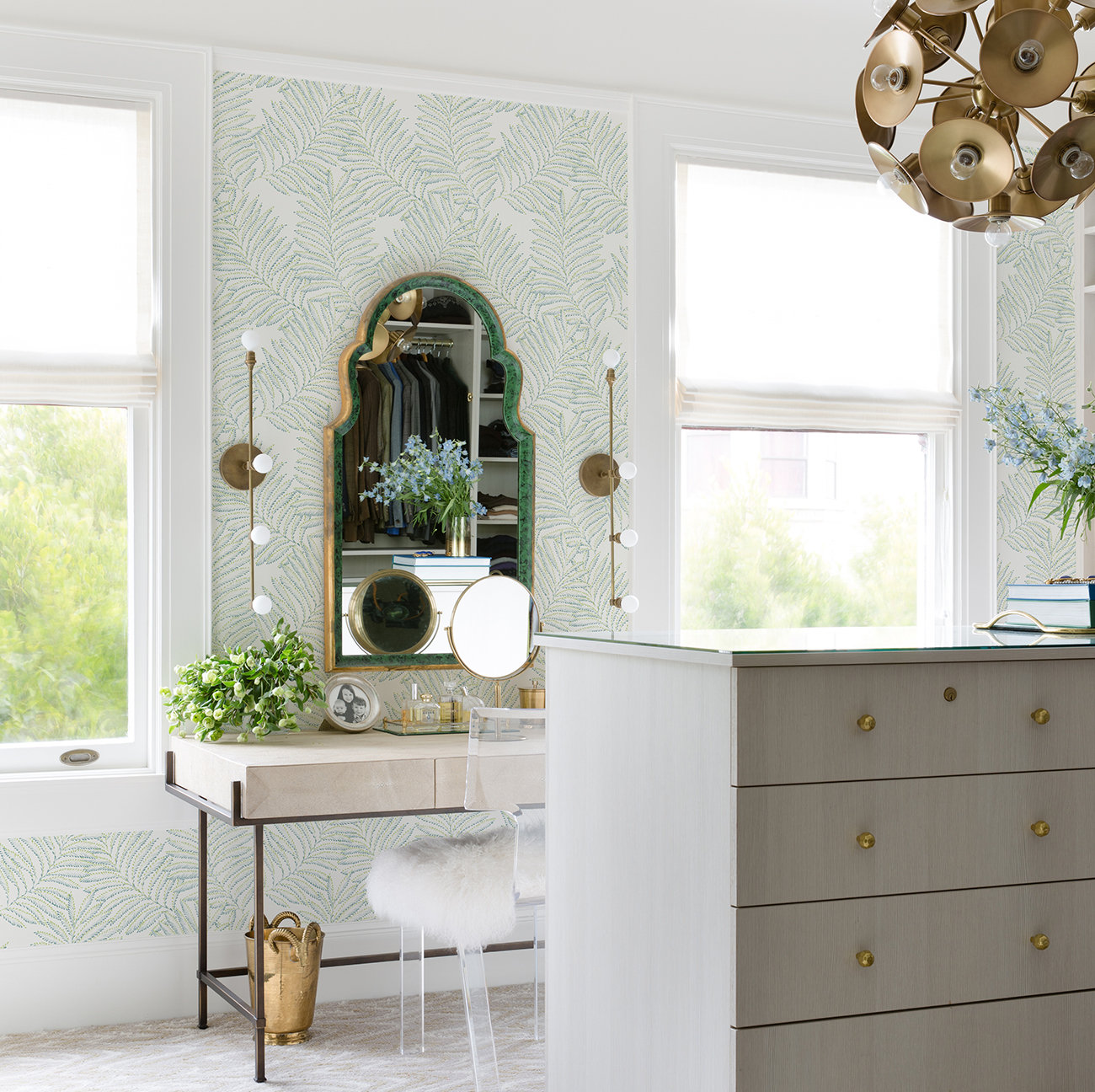 Palmina Modern Floral Wallpaper, Green