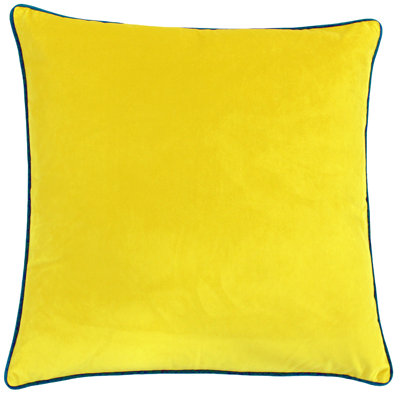 Oliver Square Throw