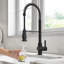Robinet de cuisine KRAUS Britt 2-en-1 de style commercial avec filtre à eau rétractable à poignée simple avec système de filtration sous-évier Purita-103150503
