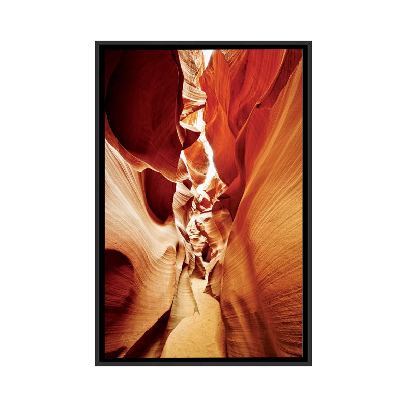 Antelope Canyon I, reproduction de photo sur toile tendue, H 26 po x l 18 po x P 1,5 po, Toile encadrée noire, Pas de tapis