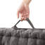 Coussin de sol carré en polyester et chenille 24 po x 24 po A²-136923375-136923381
