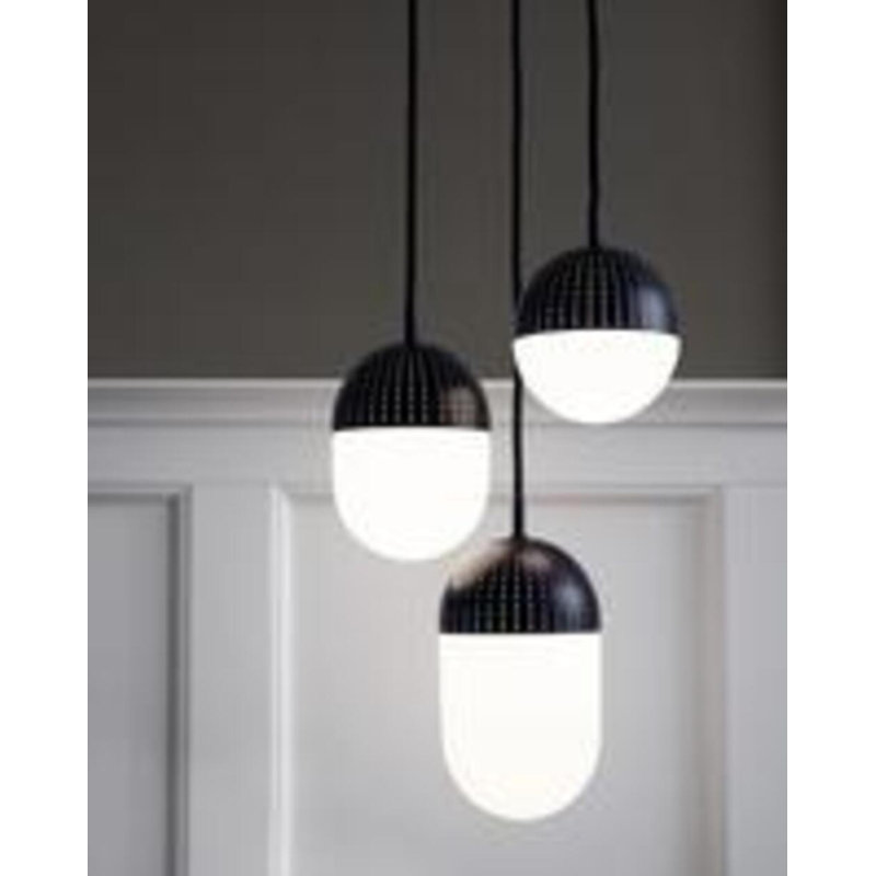 Dot Pendant (Small), Black/White, Black