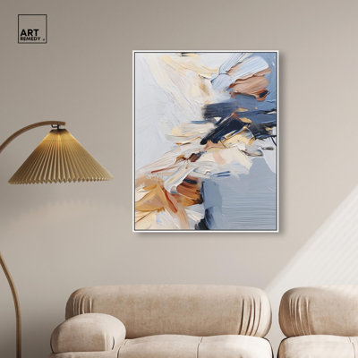 «A Symphony in White II», toile abstraite moderne par Art Remedy