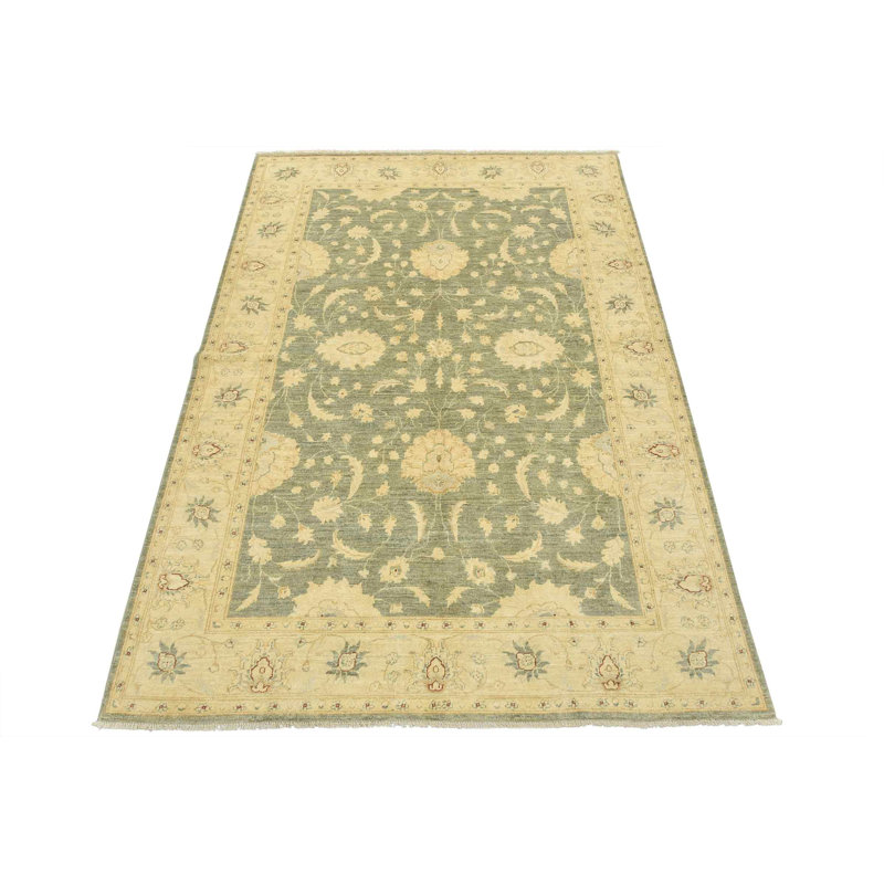 Tapis unique vert de 6 pi 2 po x 8 pi 7 po