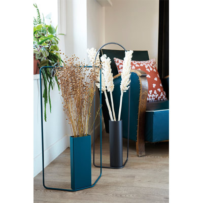 Vase de plancher en acier Itac