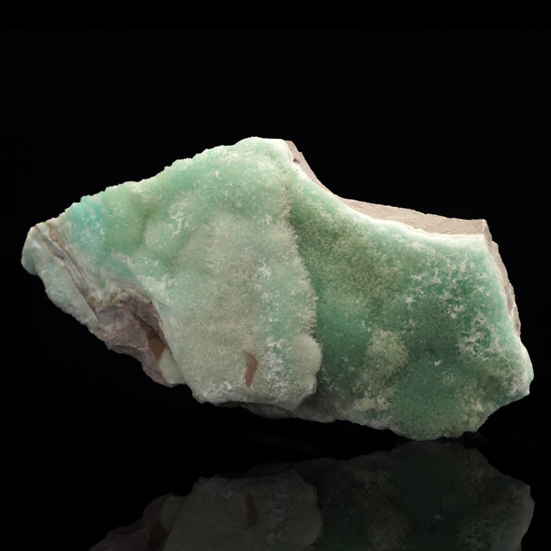 Aragonite verte / 1,39 lb