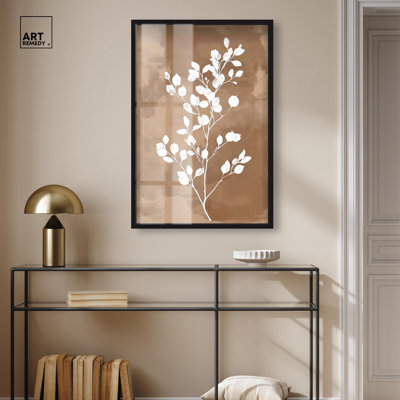 «White Botanical I Shadowbox Print» par Art Remedy, cadre noir, 24 x 36