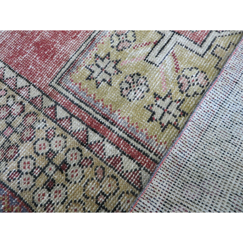 Tapis de la surface en laine de chemin rouge 4 pi x 8 pi 7 po one-of-kind main noué la