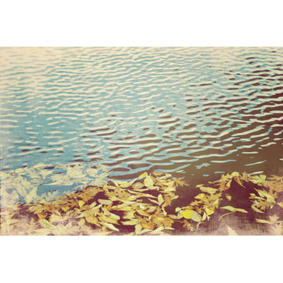 Photo Leaves Water - Wrapped Canvas Print