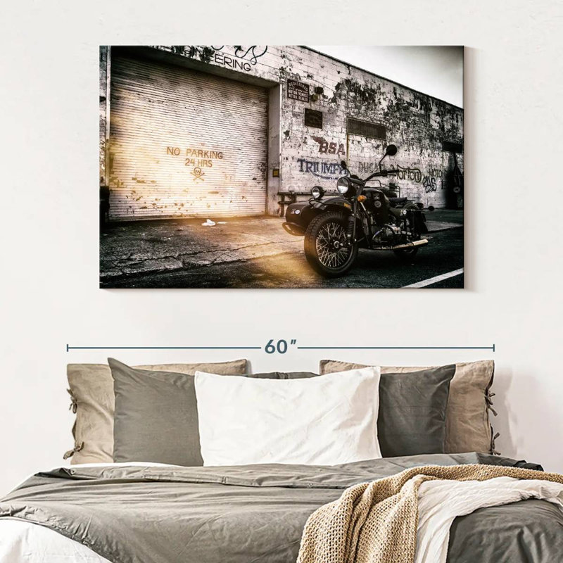 Mehar Brooklyn - Side-Car, 34" H x 51" W