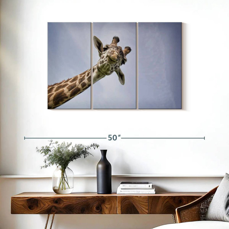 Brampt Giraffe Face, 24" H x 38" W