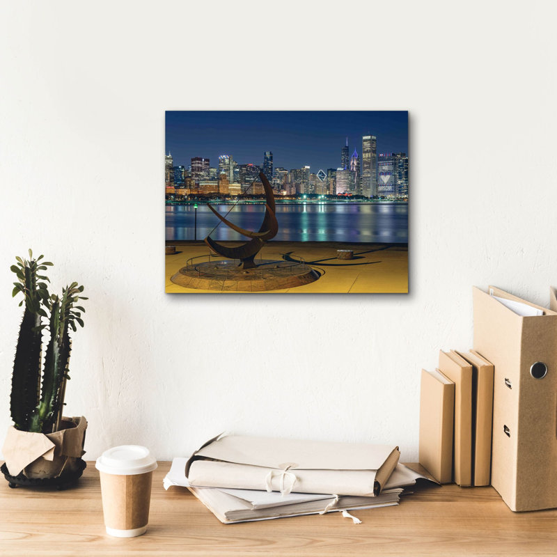 «Chicago - Sundial» par Epic Portfolio, art mural sur toile, H 12 po x l 16 po x P 0,75 po