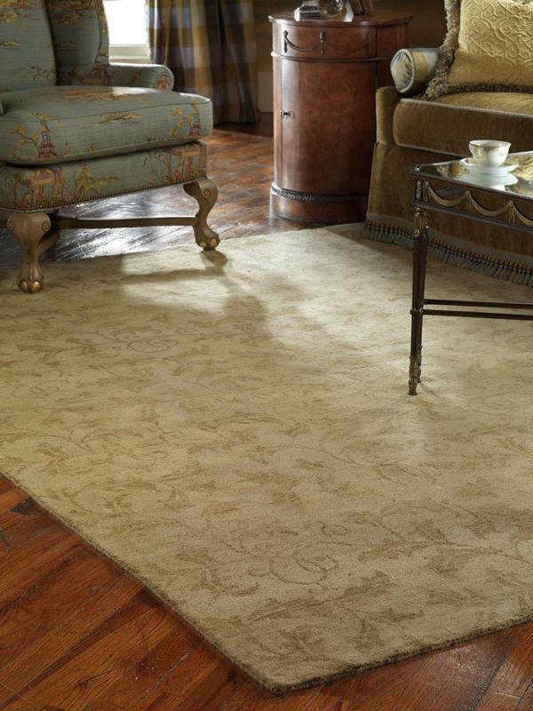 Wool Floral Area Rug in Beige, Rectangle 12' x 15'