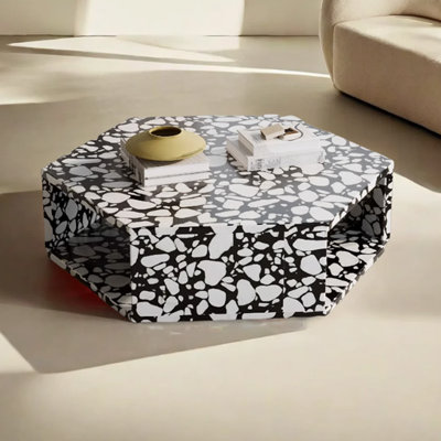Table basse au design créatif personnalisé