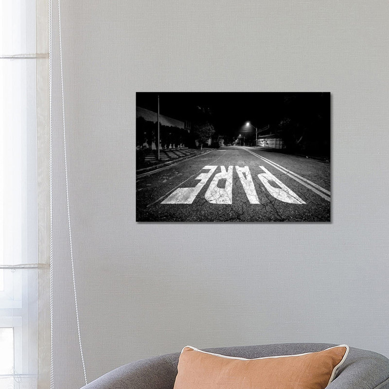 Street Photography by Glauco Meneghelli - Wrapped Canvas Print, 66.04 cm H x 45.72 cm W x 1.91 cm D
