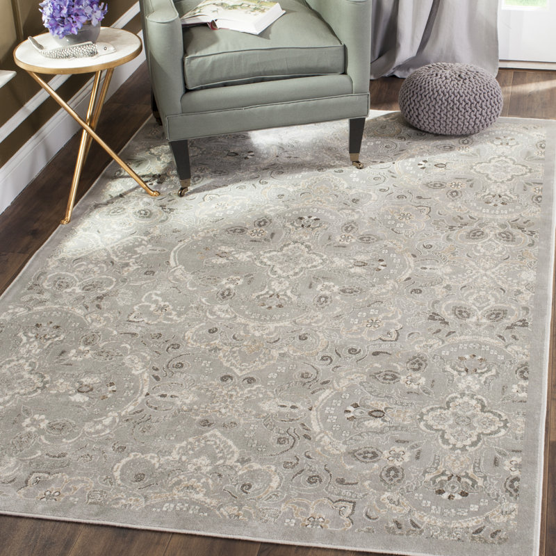 Tapis oriental en viscose Attamore, Rectangle 6 pi 7 po x 9 pi 6 po