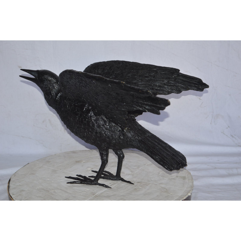 Statue Hyden Raven avec ailes ouvertes en bronze - Taille: L 16 po x l 25 po x H 15 po.